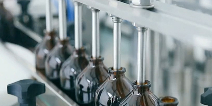 液体全自动灌装机-丽江望盛